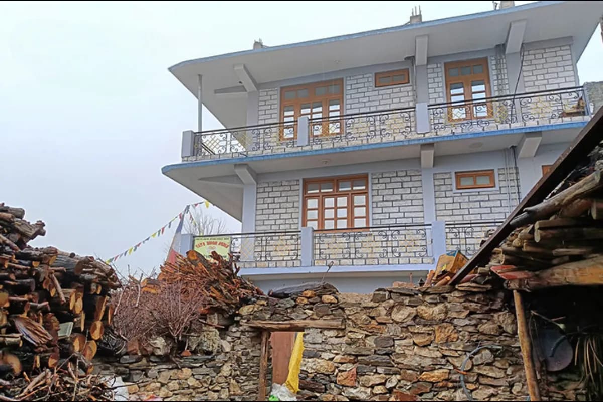 True Smile Homestay, Nako