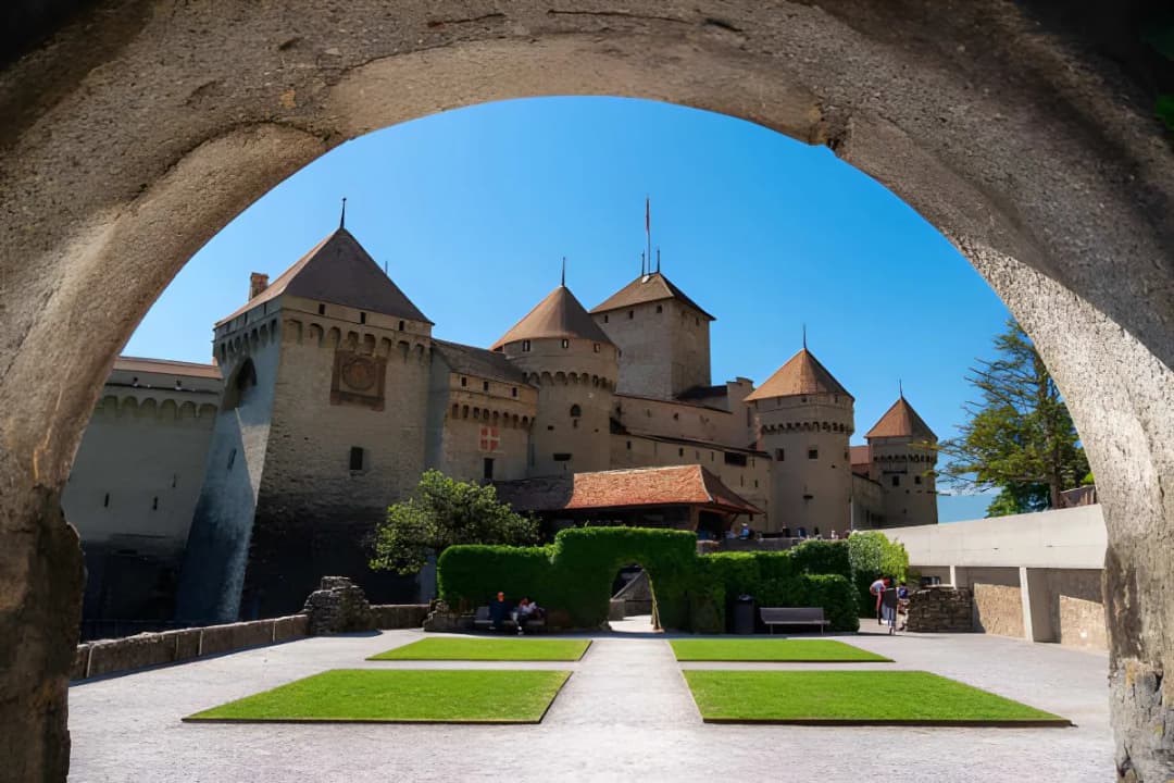 Byron’s Dungeon Column