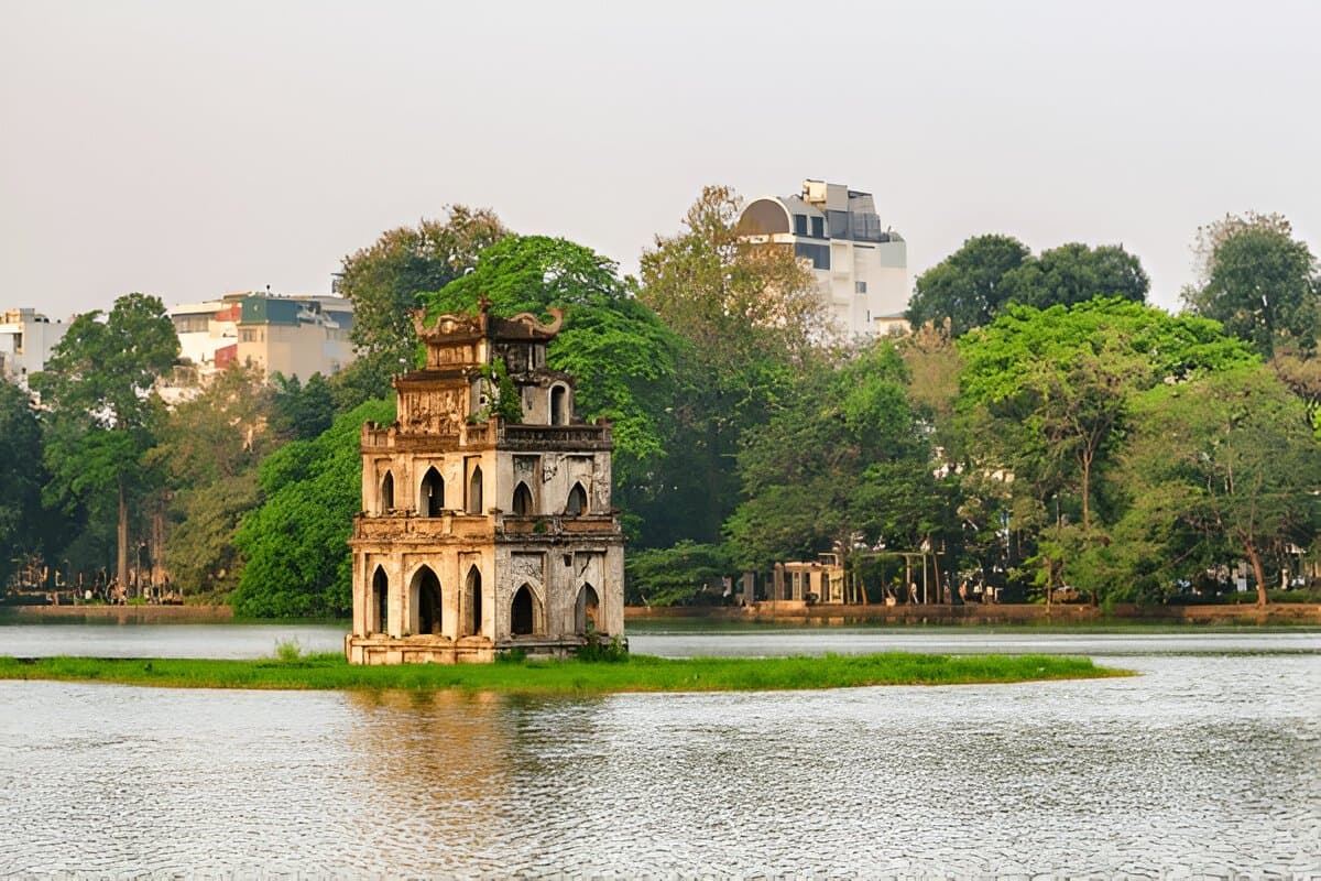Hoan Kiem Lake