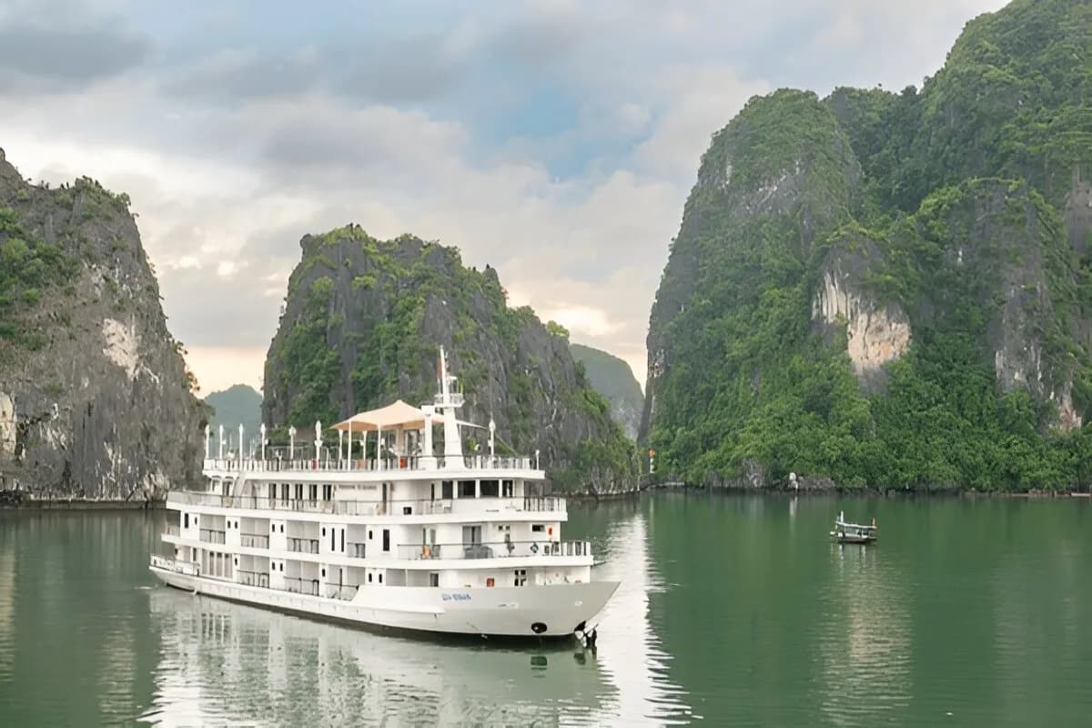 Halong Bay Cruise