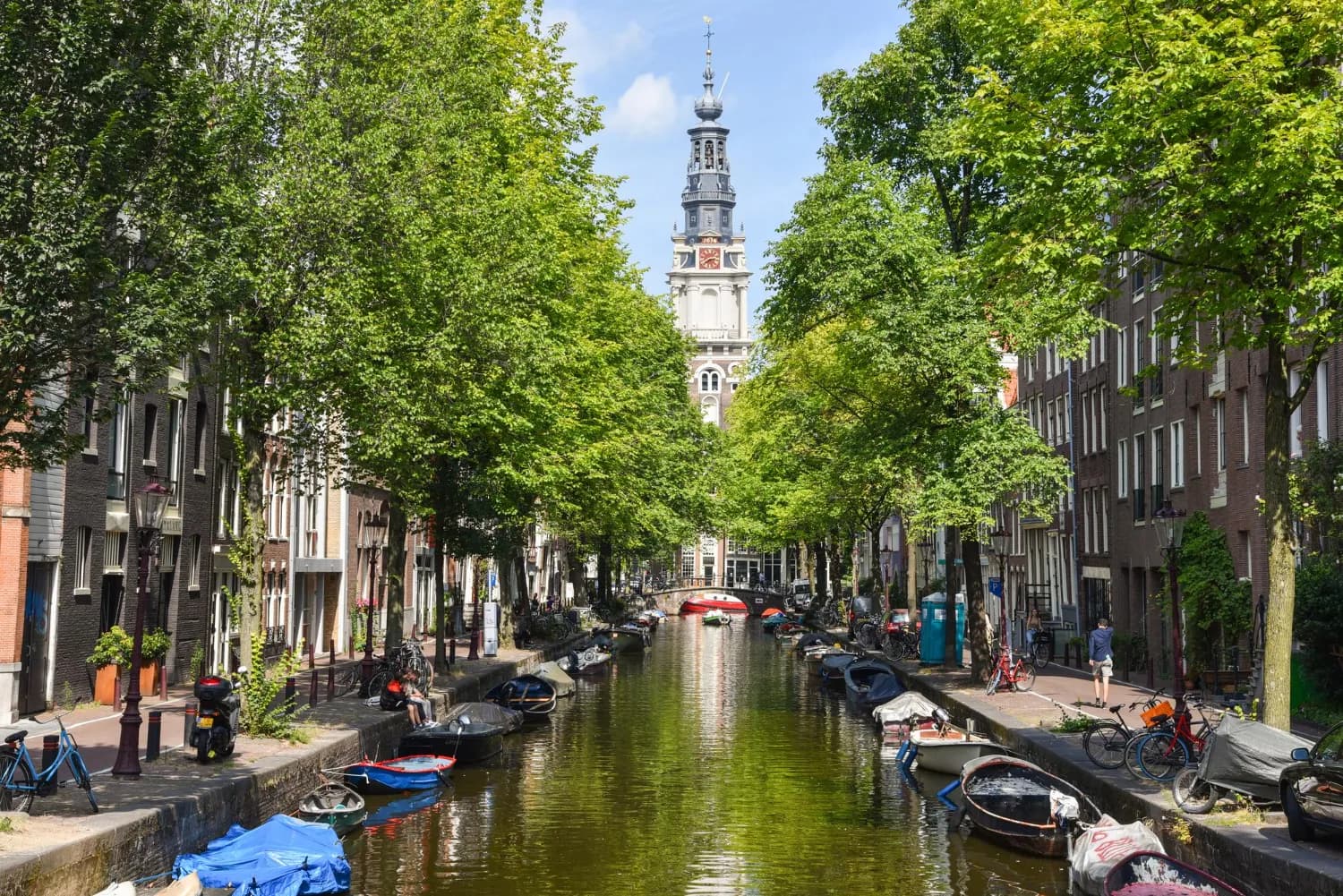 Romantic Europe - Eiffel, Grand Palace & Dutch Delights