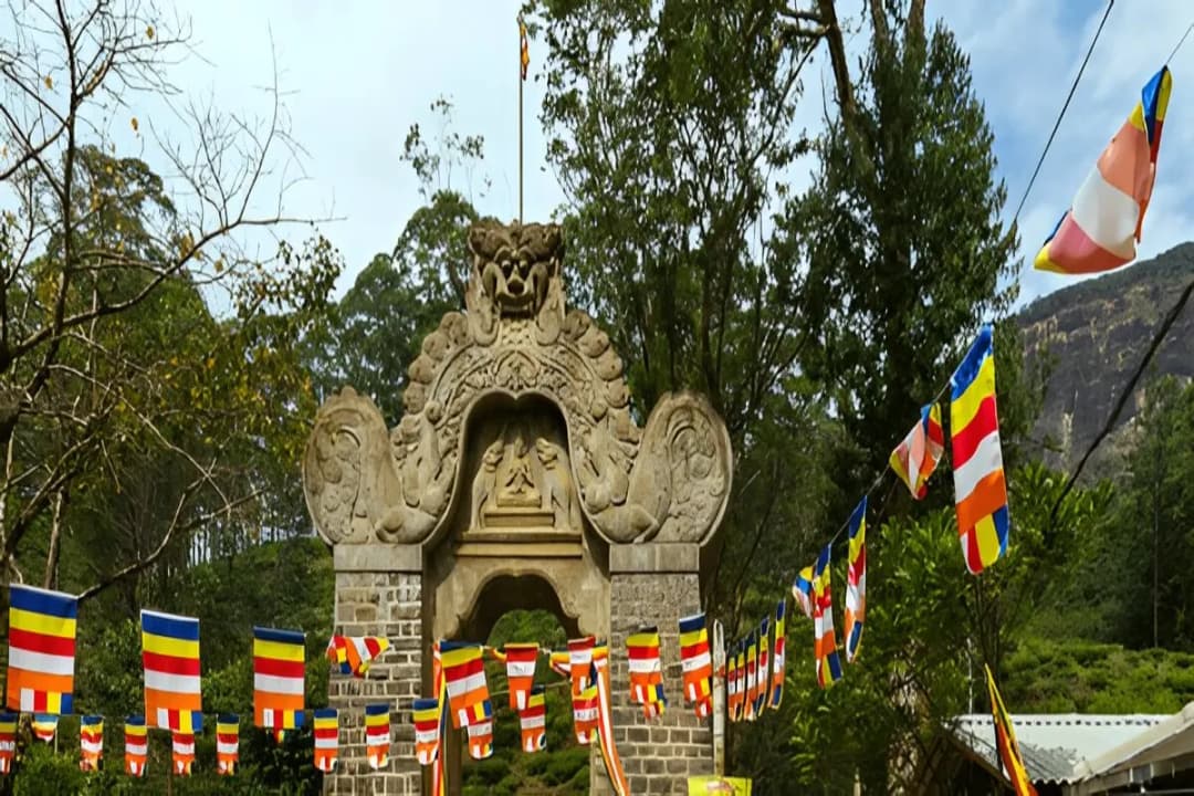 Makara Thorana Gateway