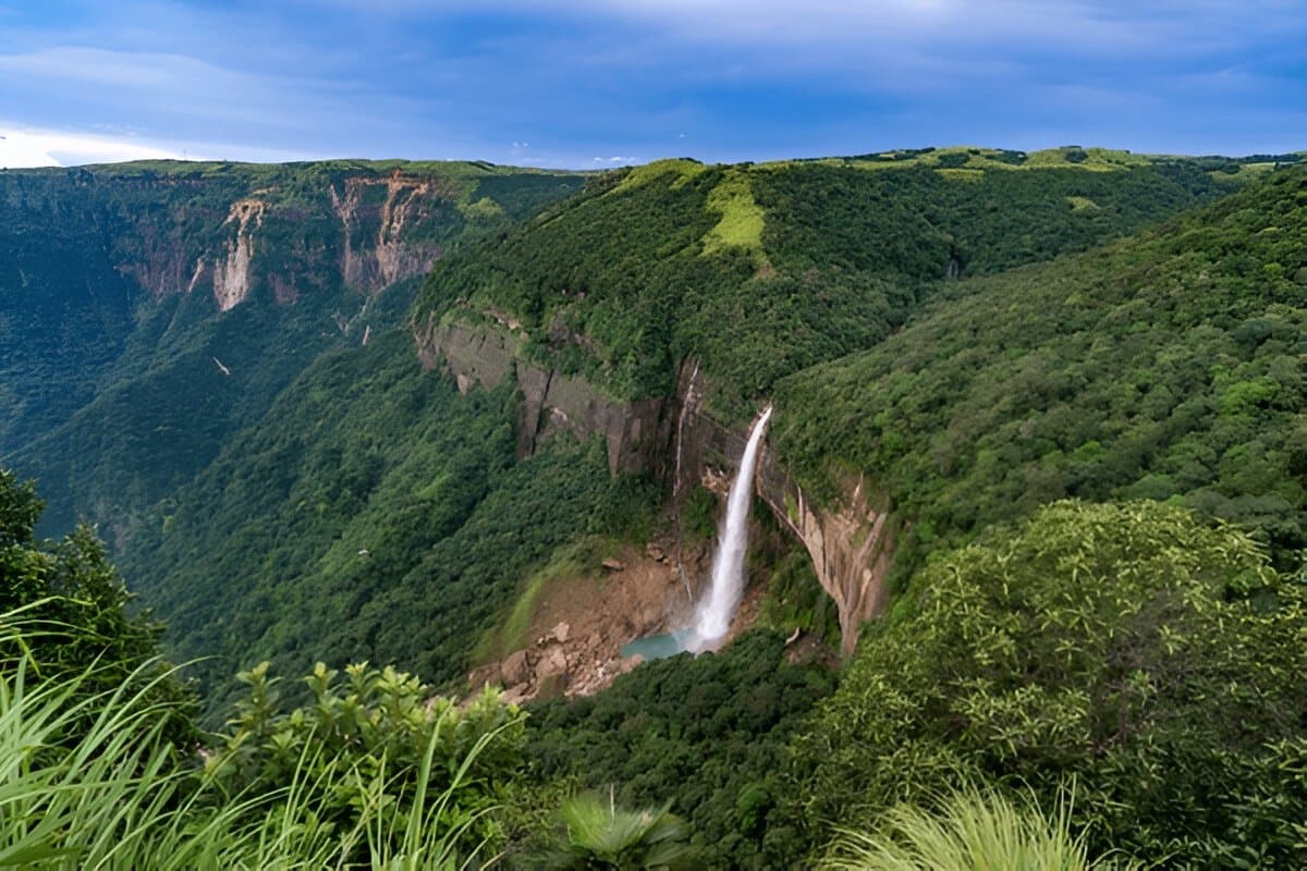 Nohkalikai Waterfall