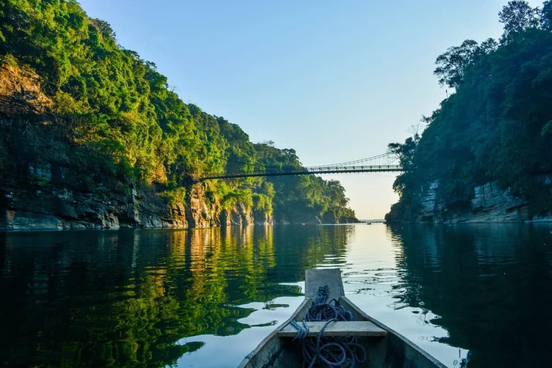 Umngot River Boating