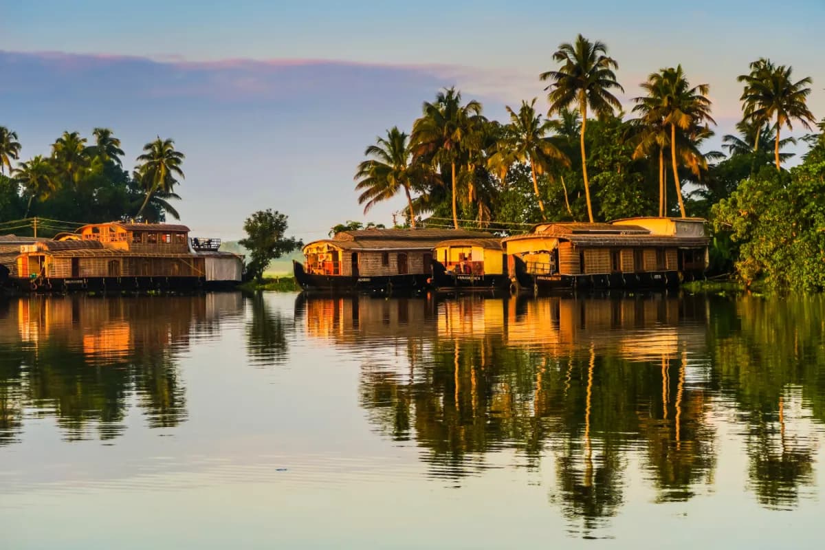 Alleppey Houseboat Stay