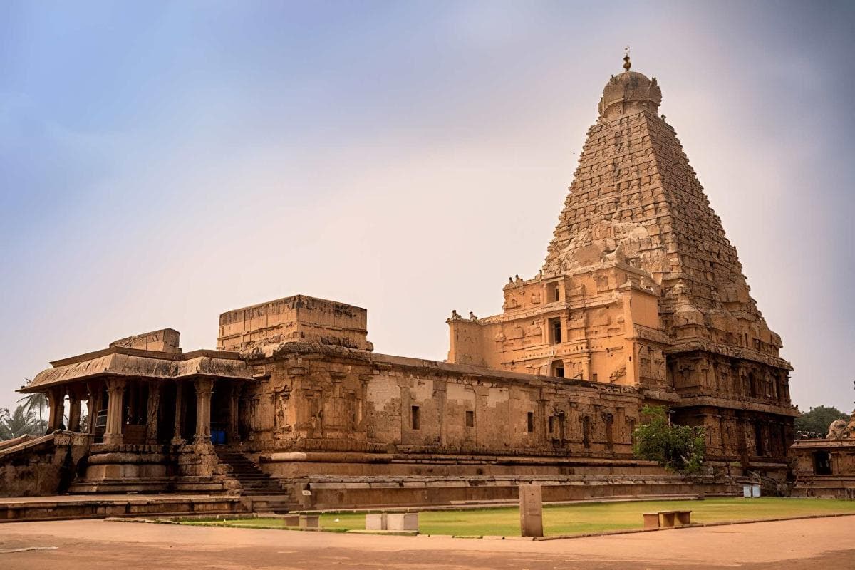 Brihadeeswarar Temple
