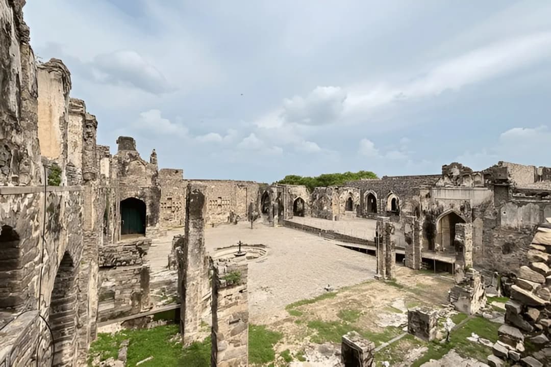 Unique Acoustic System