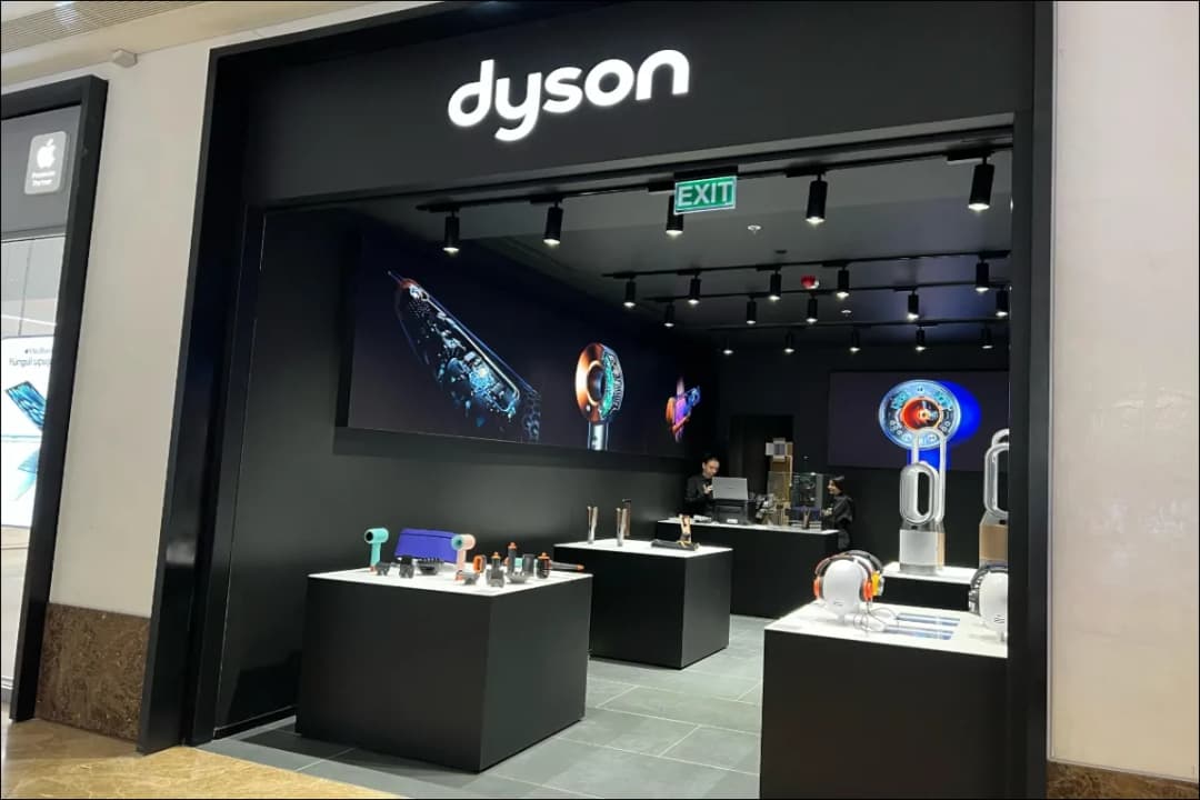 Tech & Gadget Stores