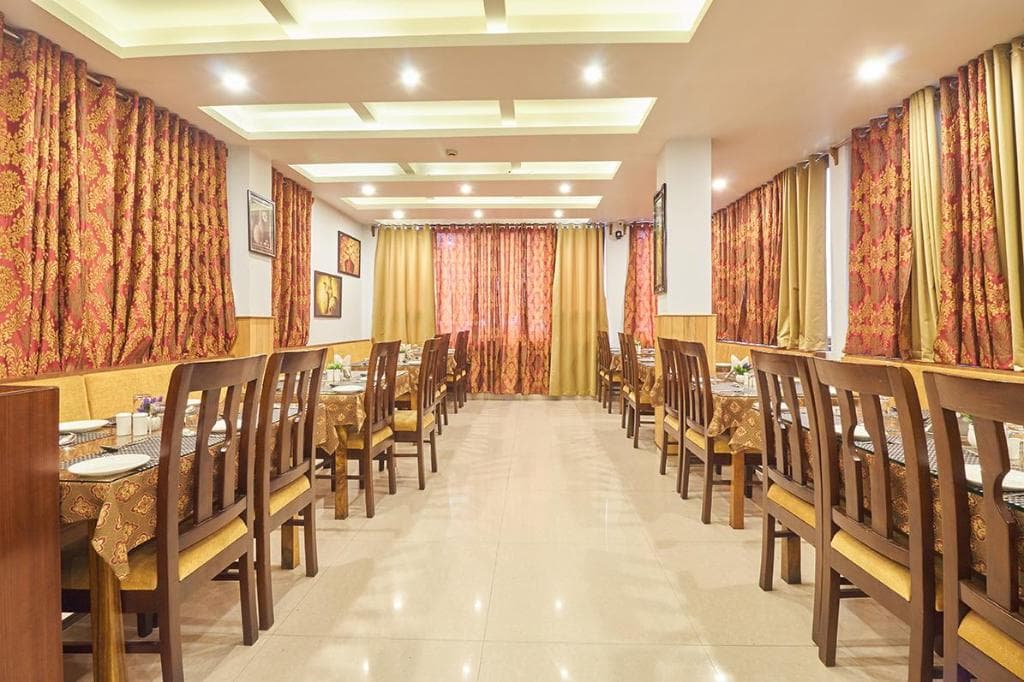  The Golden Crest Hotel