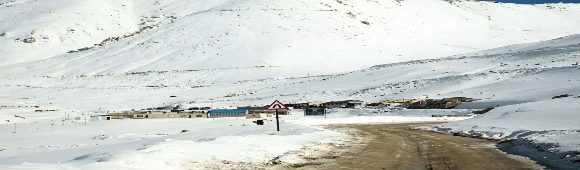 Kashmir in march
