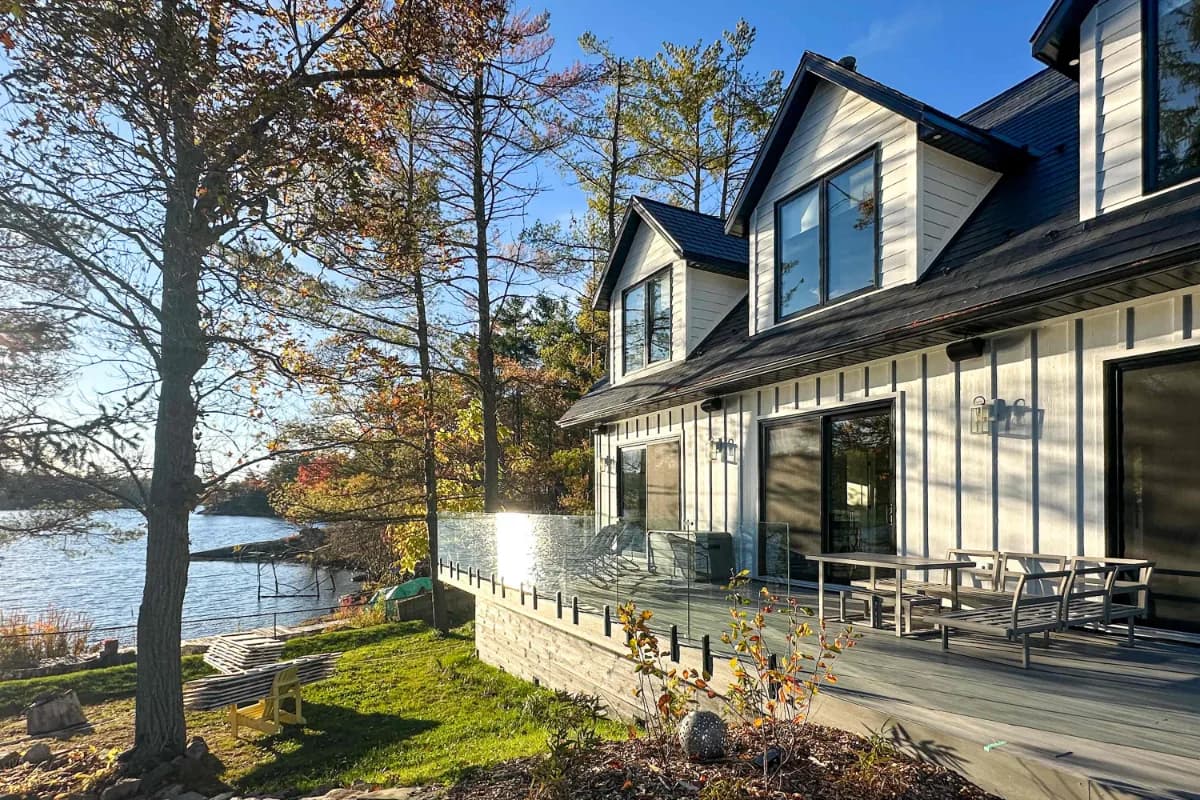 Luxury Riverside Cottage