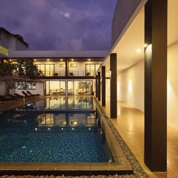 BLUE BEACH HOTEL- WADDUWA