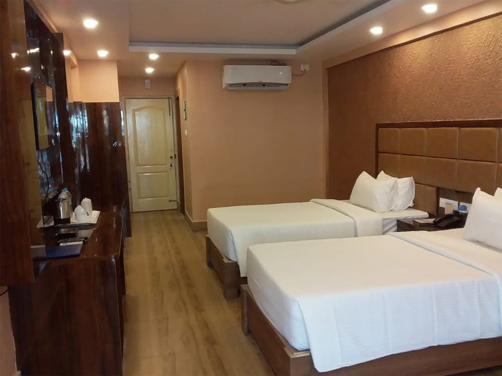 Empires Hotel Puri
