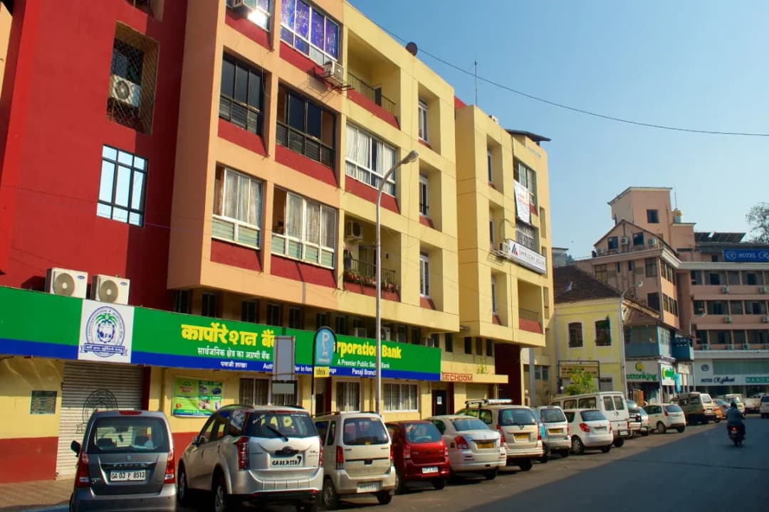 18th June Road Market