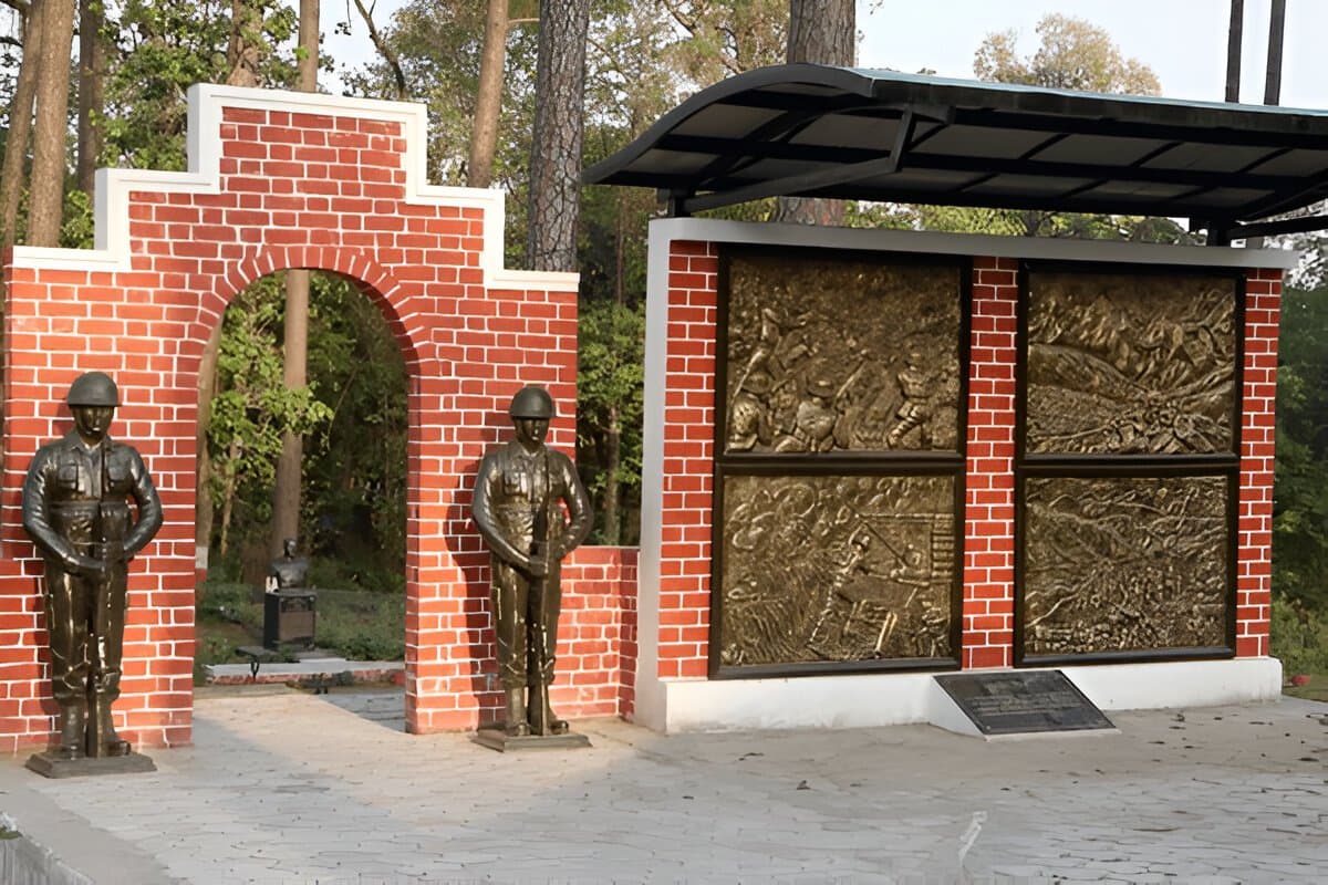  Short Trip to Lansdowne 