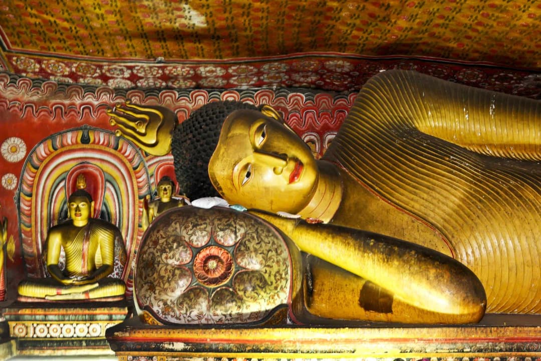 Dambulla Cave Temple