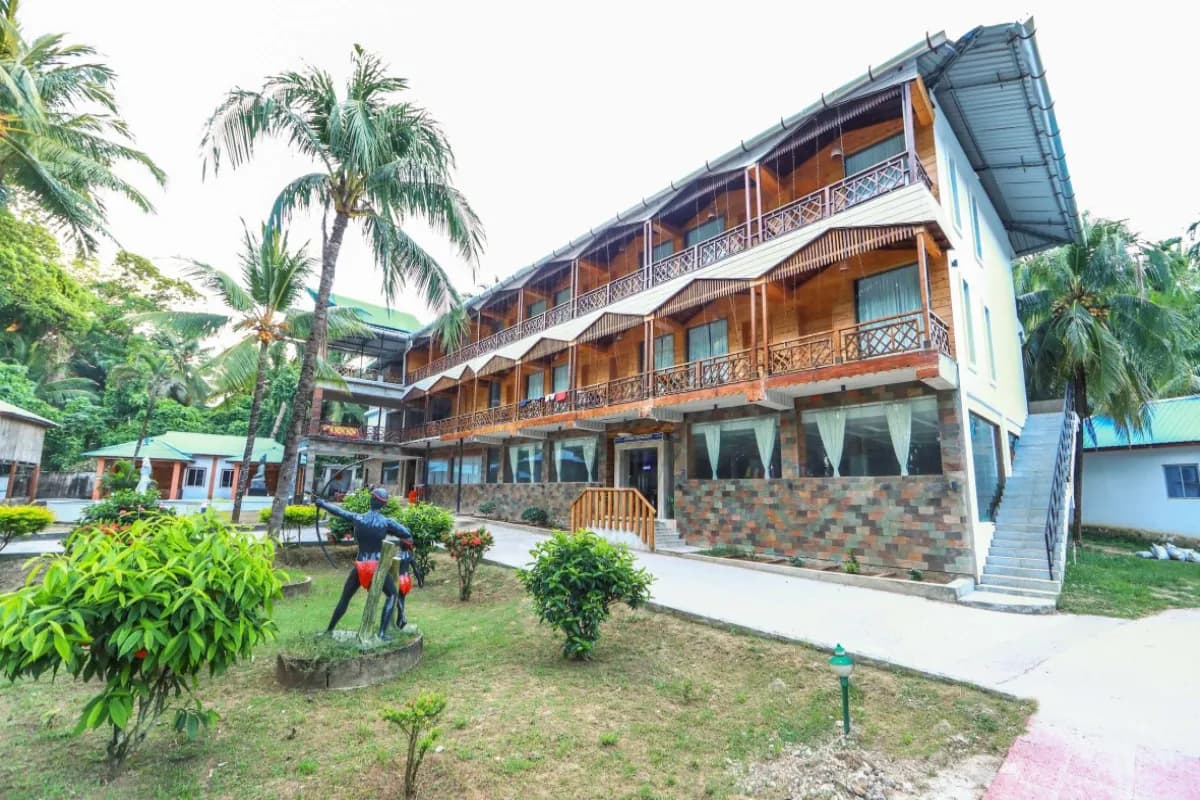 Pearl Park Beach Resort & Spa