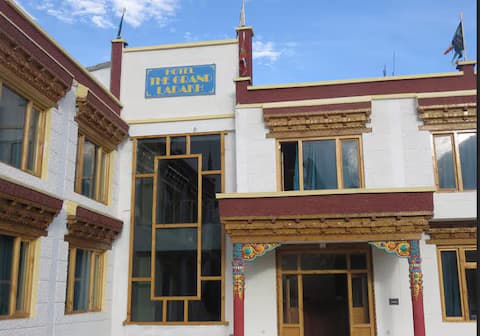 HOTEL THE GRAND LADAKH