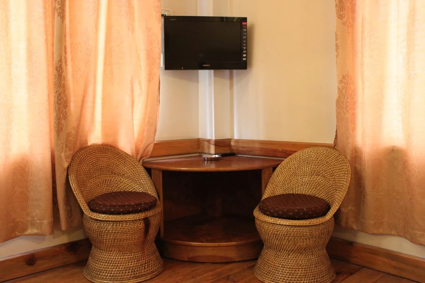 The Eee Cee Hotel