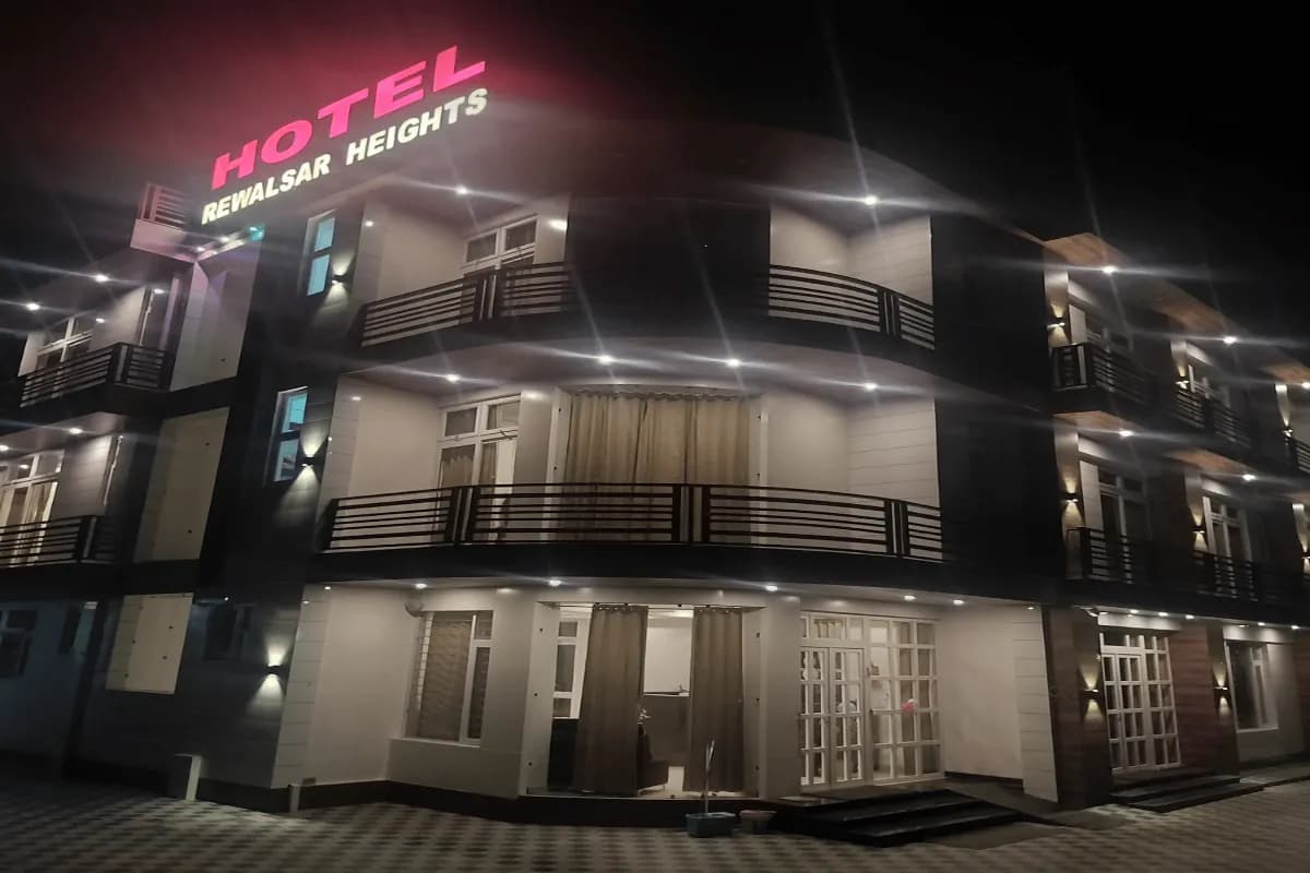 Hotel Rewalsar Heights
