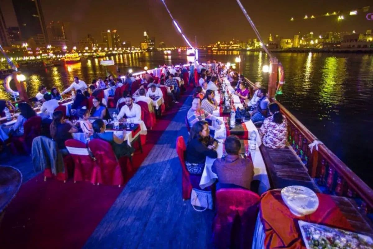 Dhow Cruise Dubai Creek