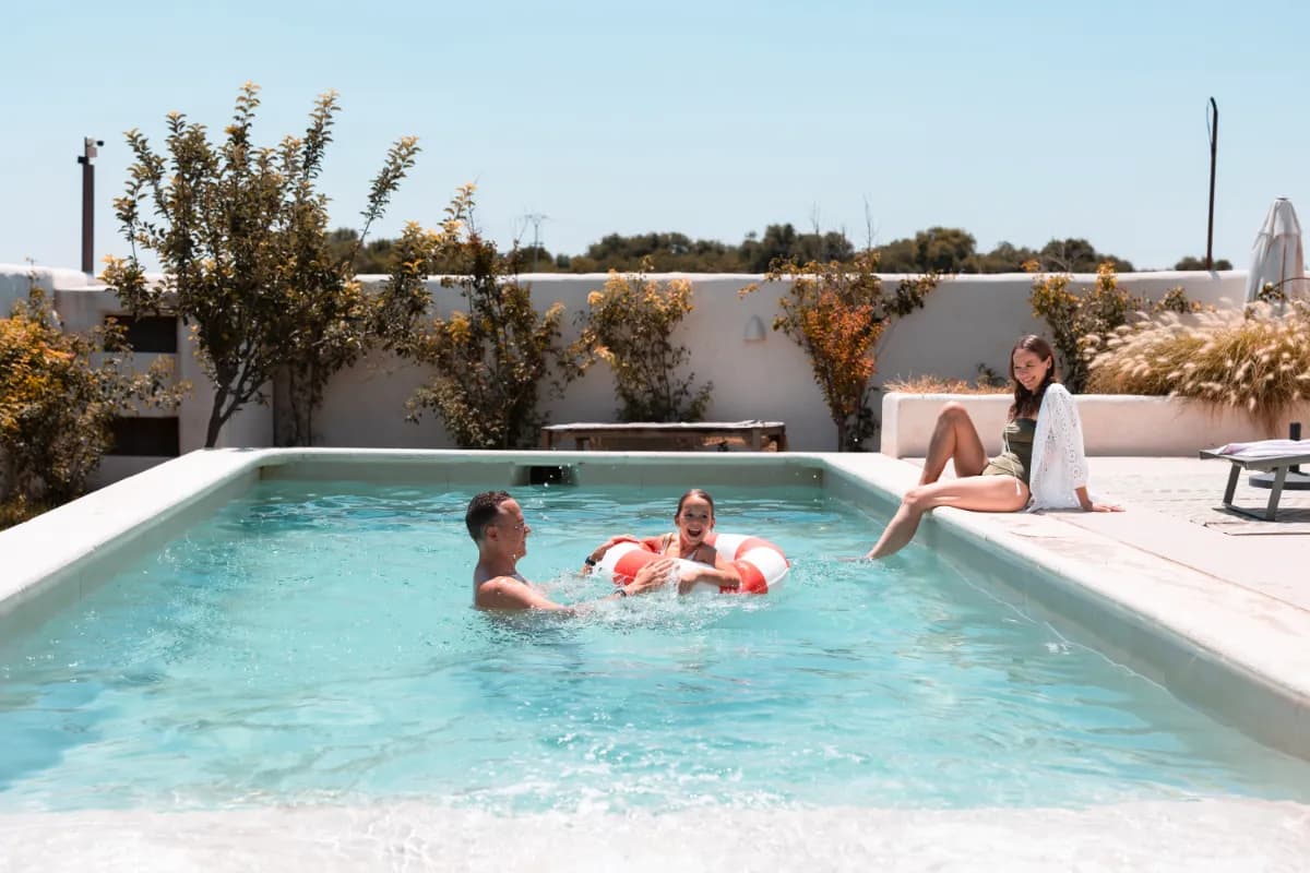 Aura Skypool