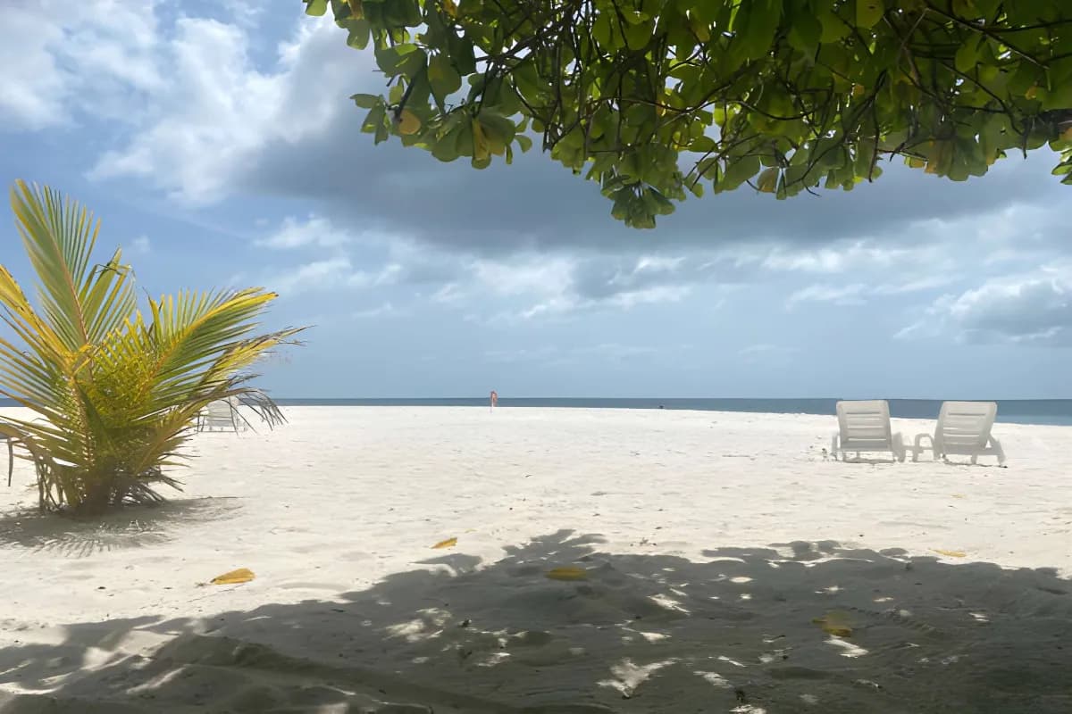 Vaadhoo North Beach