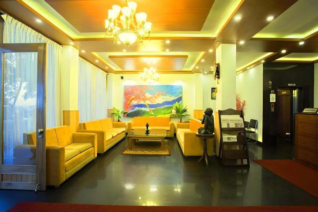  The Golden Crest Hotel