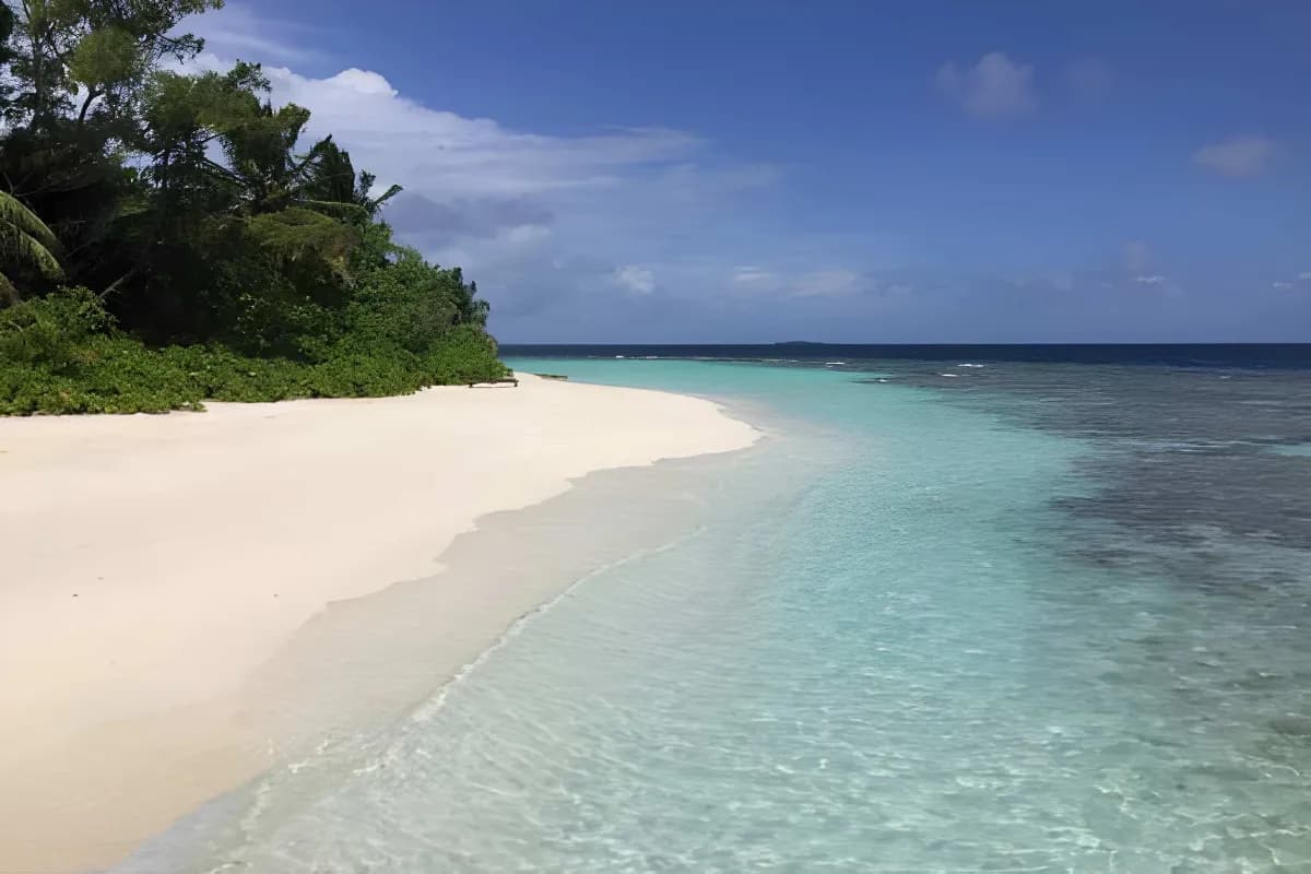 Vaadhoo North Beach