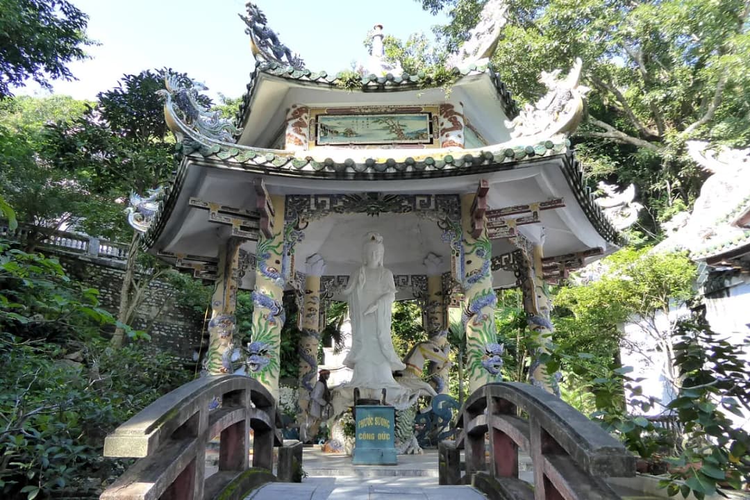 Stone Sculpture Village