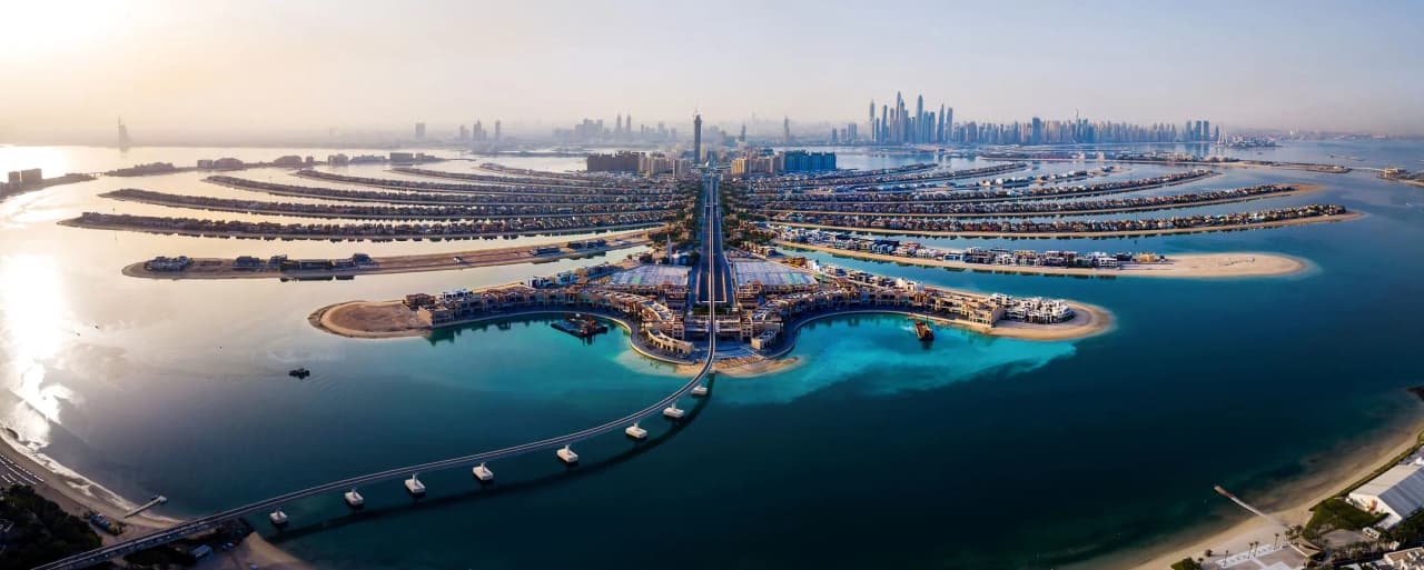 Dream Dubai Holiday with COMPLIMENTARY BBQ Dinner