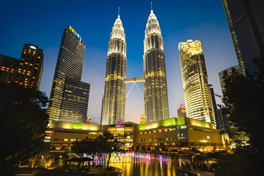Malaysia in August: Weather, Places & Tips