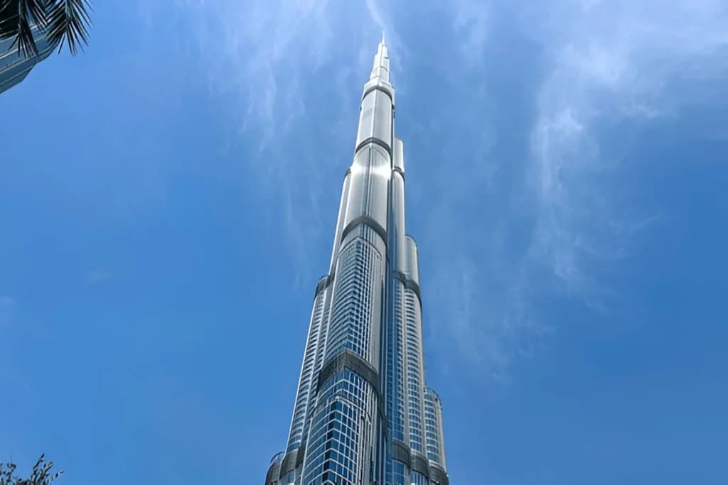 Downtown Dubai – Burj Khalifa and Dubai Mall