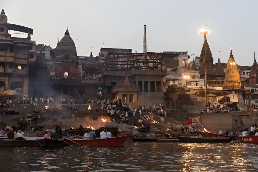 Manikarnika Ghat