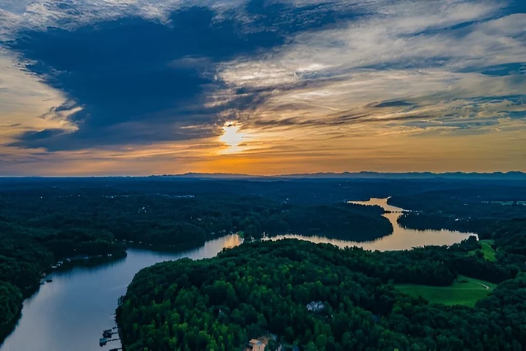 Take a Road Trip Across North Georgia