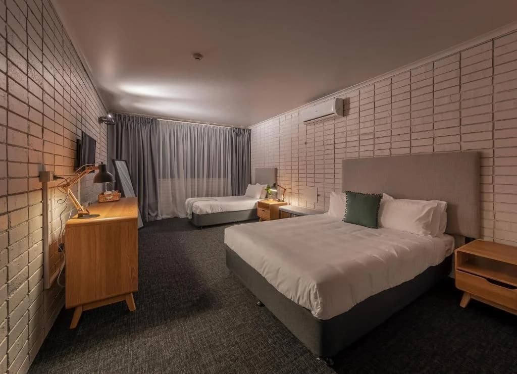 Palms Hotel