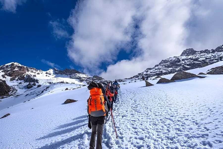 Trekking