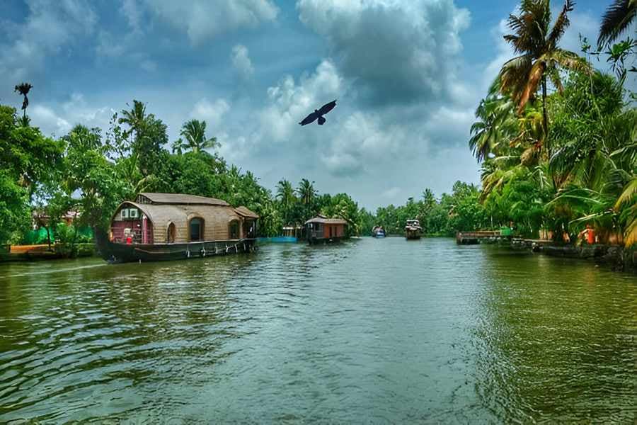 Kerala Backwater Tour