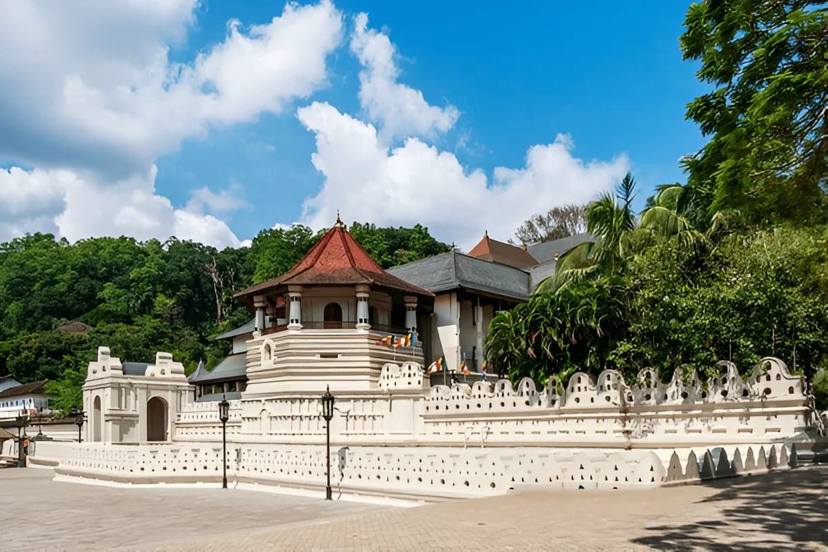 The Temple of the Sacred Tooth Relic, Sri Lanka
