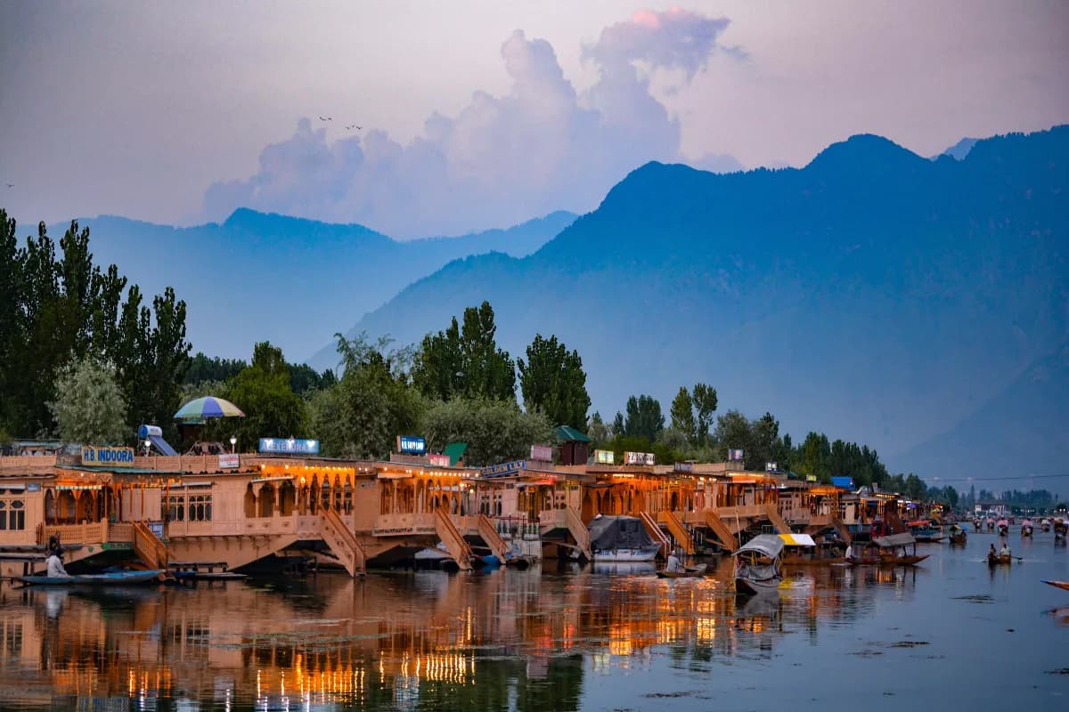 Houseboats