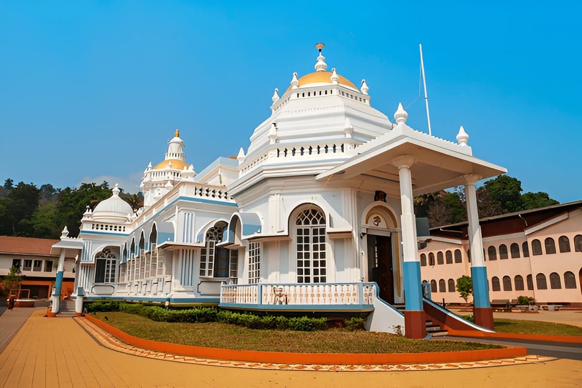 Shree Mangueshi Temple
