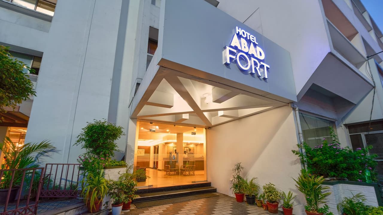 Hotel Abad Fort Kochi | Chullikkal