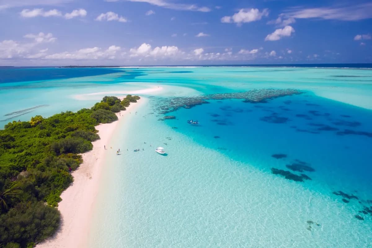 Vaadhoo Island