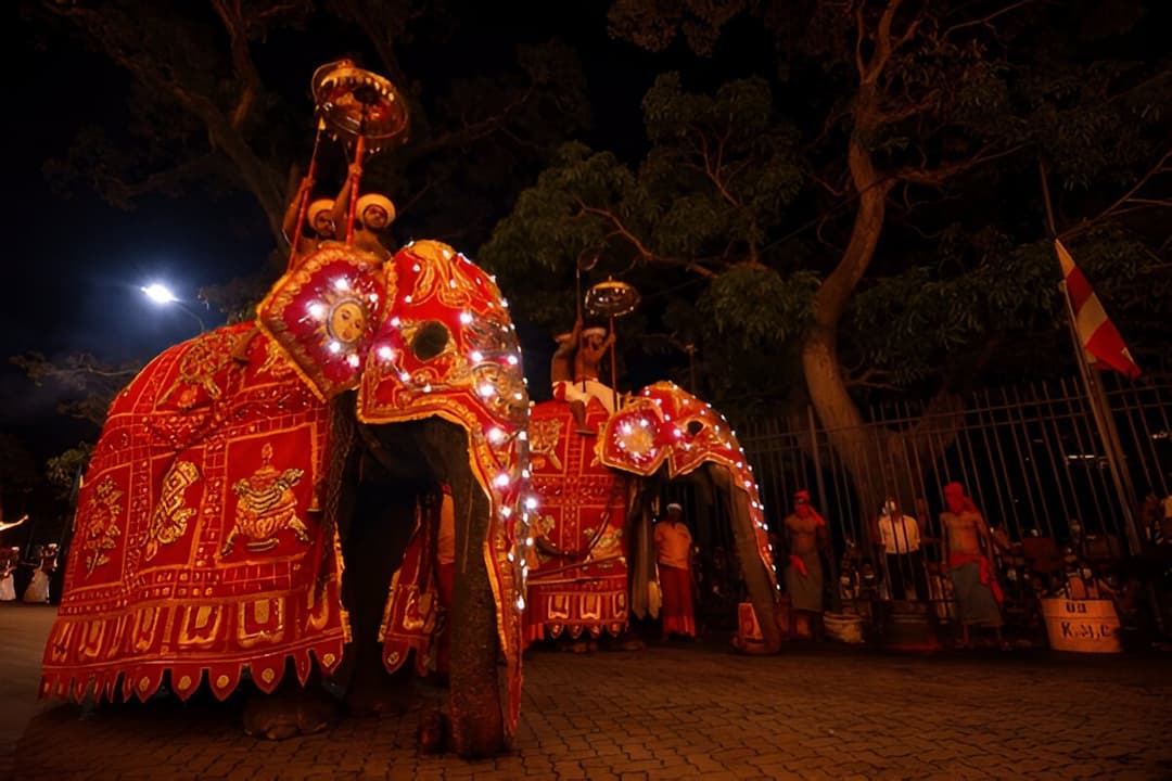 Esala Perahera
