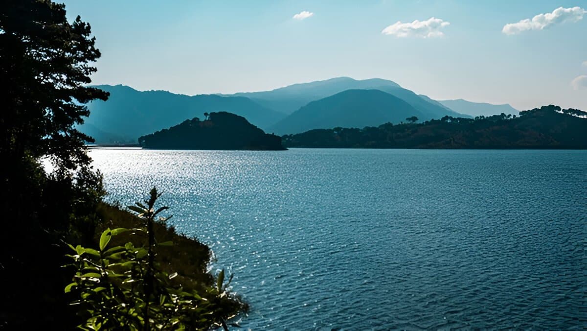 Umium Lake