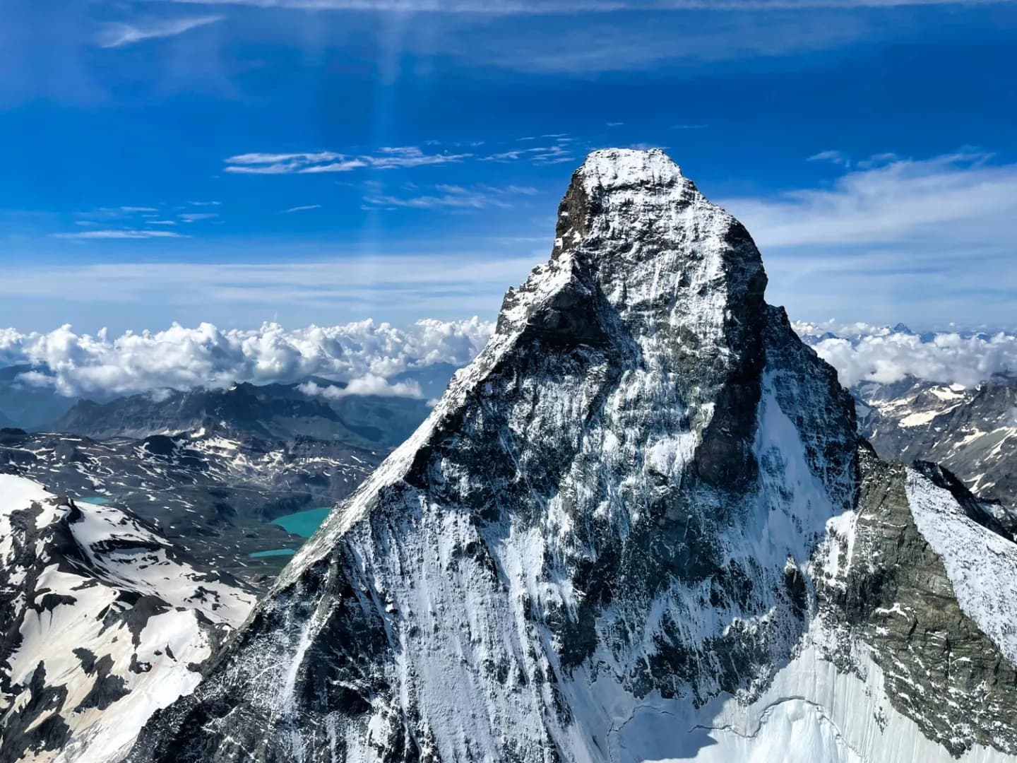Europe Signature Tour - From Eiffel Tower to Mt. Titlis