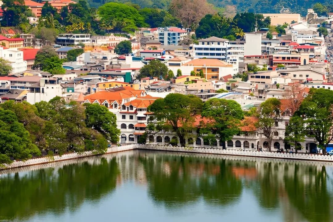 Kandy Lake
