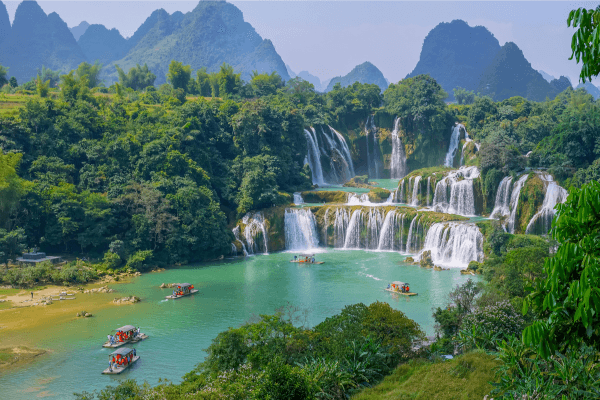 Unforgettable Vietnam Honeymoon Tour for Romantic Couples