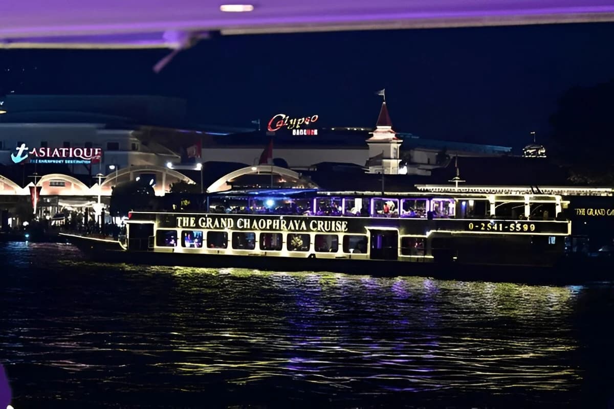 Chao Phraya Dinner Cruise
