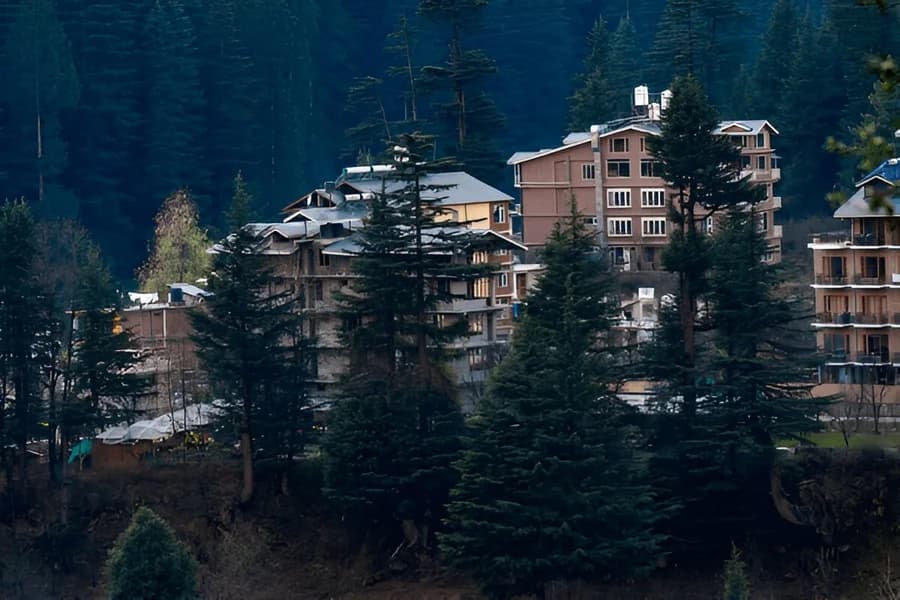 Best Hotels in Manali